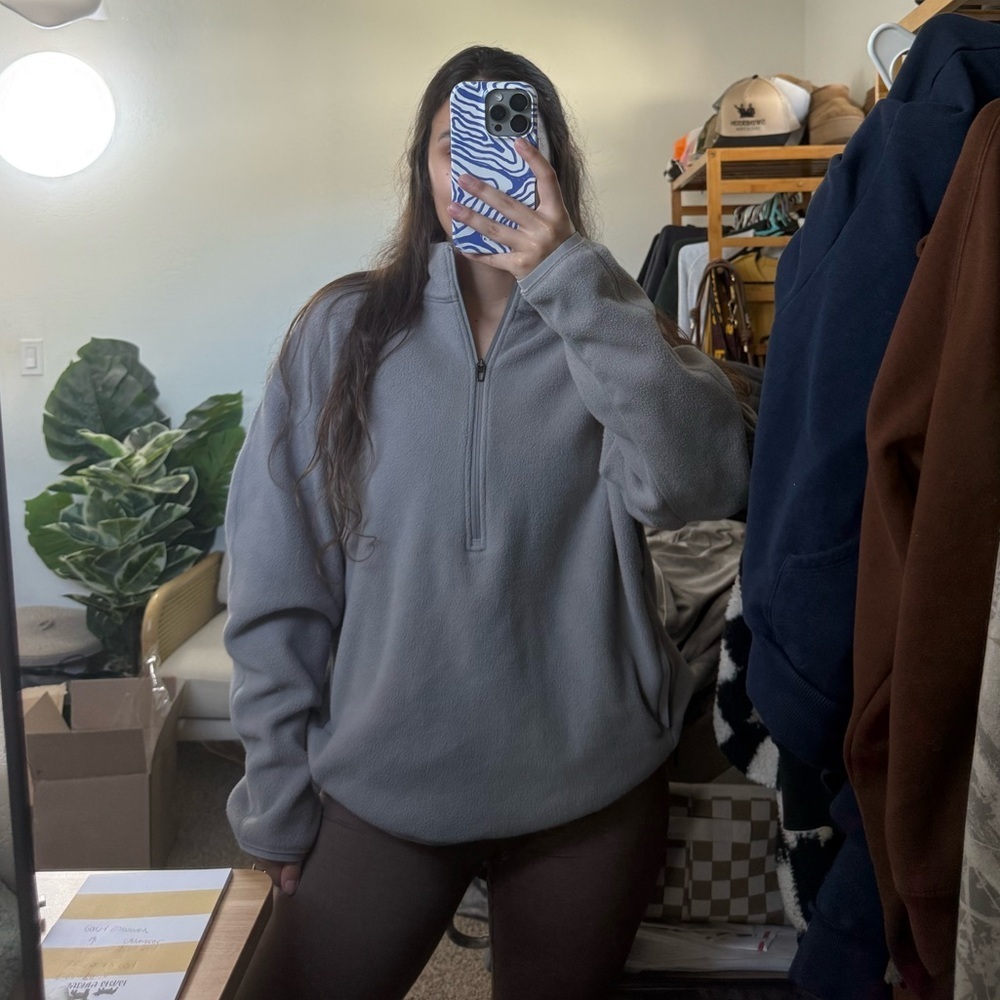 Lululemon Oversized-Fit Fleece Half Zip Size medium - Picture 3 of 10